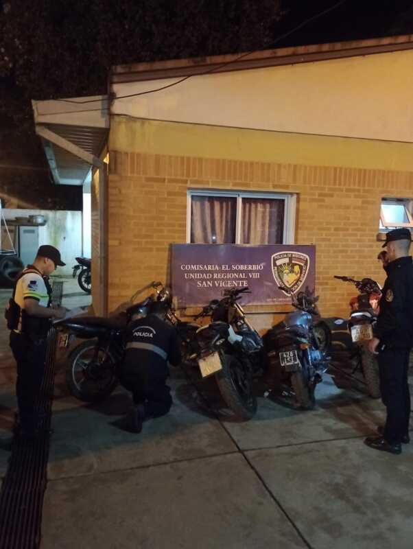 Operativos nocturnos culminaron con 34 detenidos y 84 vehículos secuestrados 1 WhatsApp Image 2025 04 26 at 09.49.59