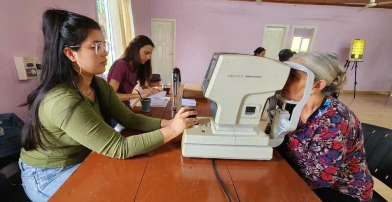 Este miércoles "Mirar Mejor" brindará atención oftalmológica en El Alcázar 2 WhatsApp Image 2025 05 13 at 08.15.53 1