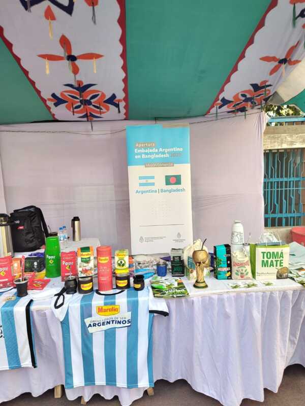 La yerba mate desembarcó en Bangladesh y generó gran aceptación en los jóvenes 4 YERBA MATE 3