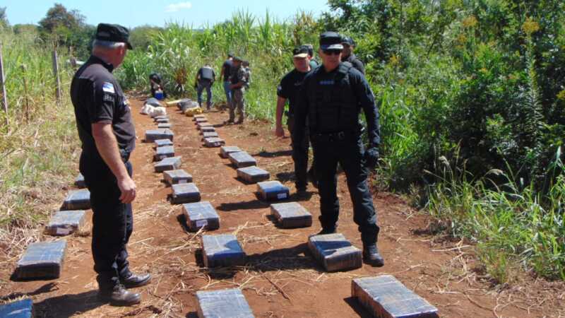 Puerto Piray: secuestraron marihuana valuada en más de 500 millones de pesos 1 a09ca91b 6b47 4ad8 8c2d 1b8ca908b420