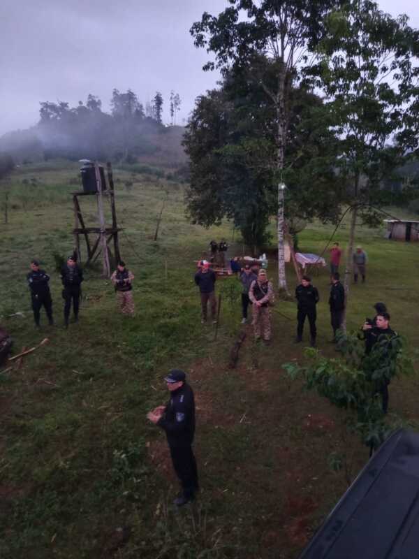 El Soberbio: hallaron pertenencias del niño desaparecido y refuerzan la búsqueda en la zona 2 busqueda 2