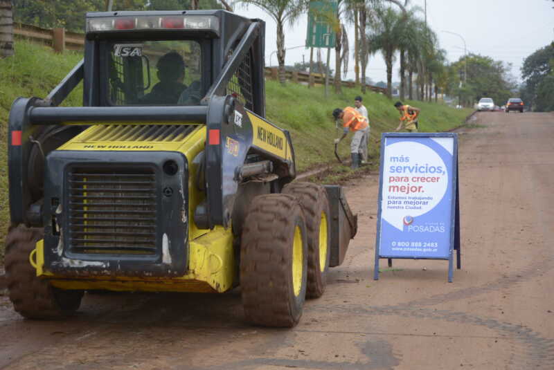 colectora ruta 12 altu servicios publicos 16