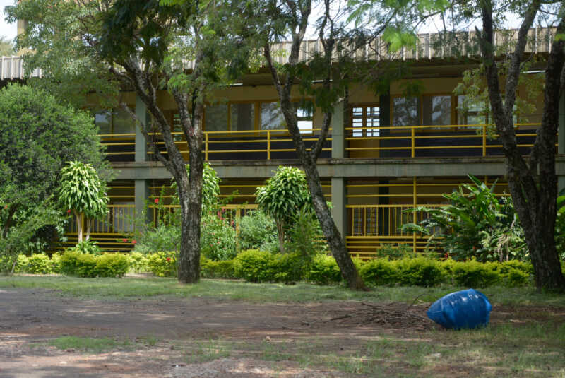 escuela comercio 18 rademacher y espora 4