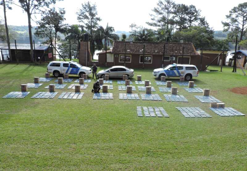 Secuestraron más dos millones de pesos en mercadería ilegal 1 foto cig 2