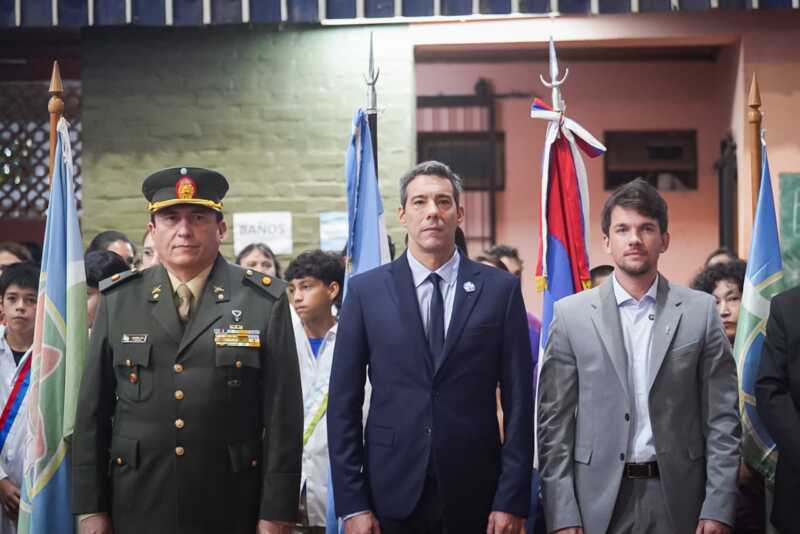Misiones homenajeó a los veteranos y caídos de Malvinas con un acto en Montecarlo 4 malvinas 1