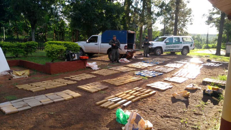 Secuestran más 800 kilos de marihuana abandonados en el monte misionero 2 marihuana 662 kilos 377 gramos 1