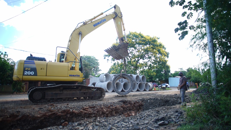 Finalizaron las obras de saneamiento y repavimentación sobre la avenida Centenario 3 munirepav4