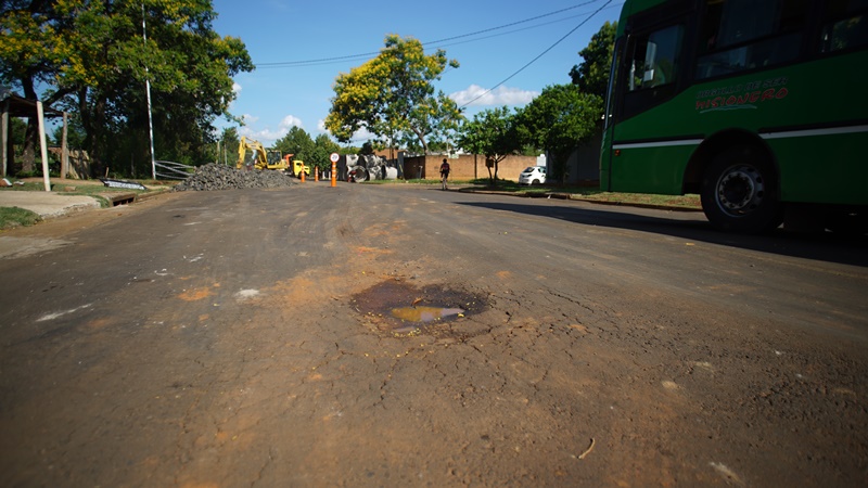 Finalizaron las obras de saneamiento y repavimentación sobre la avenida Centenario 5 munirepav6
