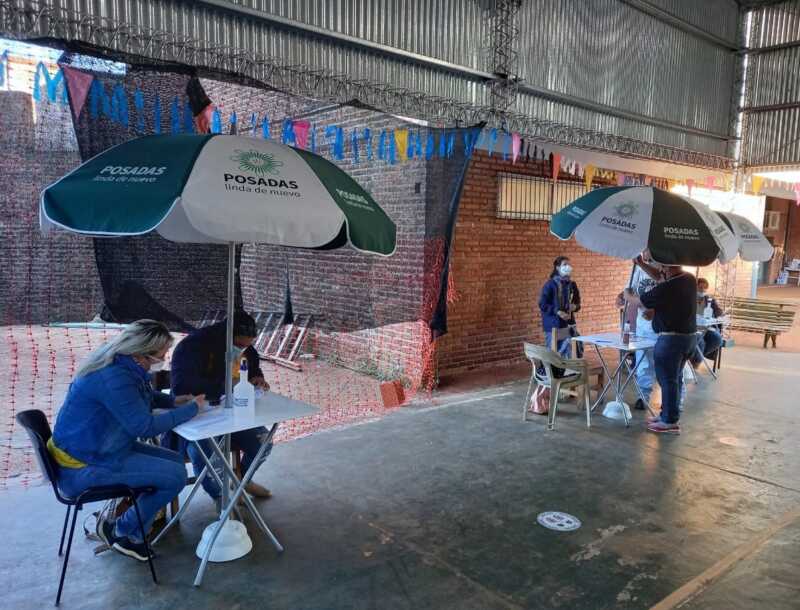 Casi 700 personas se vacunaron contra el Covid en el IMeFIR y la Casa del Bicentenario 1 planvacunatorio2