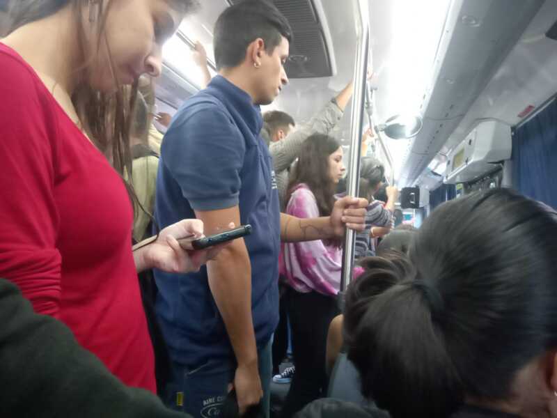 Crecen las quejas a San José por falta de colectivos refuerzos en horario pico: “Es una tortura” 1 san jose 3