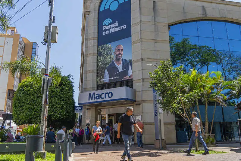 BANCOS FILAS CAJEROS