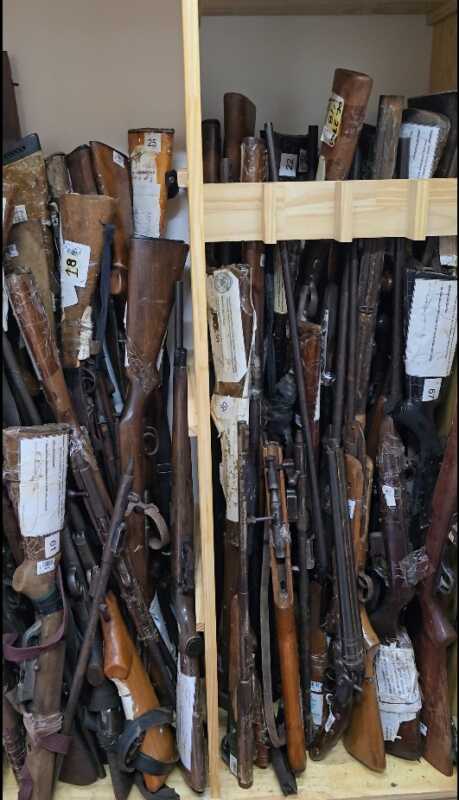 Misiones destruyó más de 400 armas ilegales incautadas en causas judiciales 5 armas 5