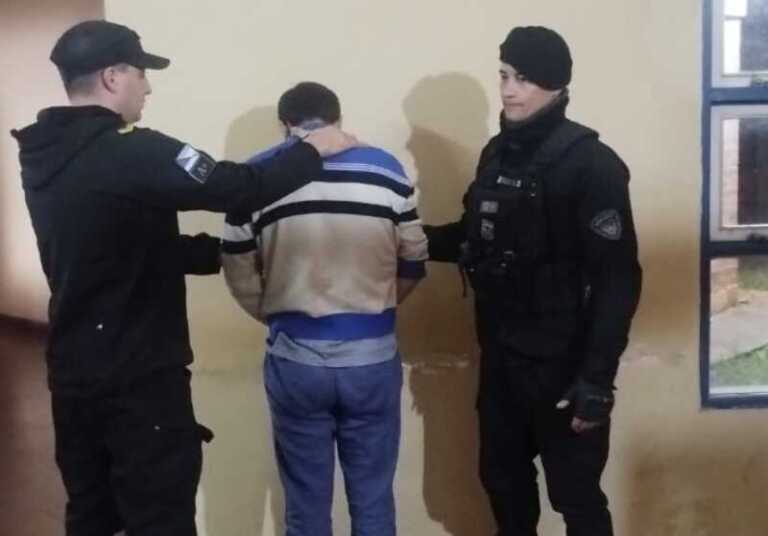 San José: un hombre fue detenido tras el hallazgo de una mujer asesinada en el barrio