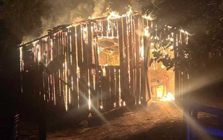 Un hombre está gravemente herido tras el incendio de su vivienda en Campo Grande