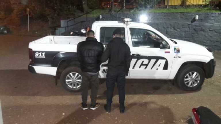 Alem: tenía pedido de captura por hurto y lo arrestaron con cocaína en un boliche