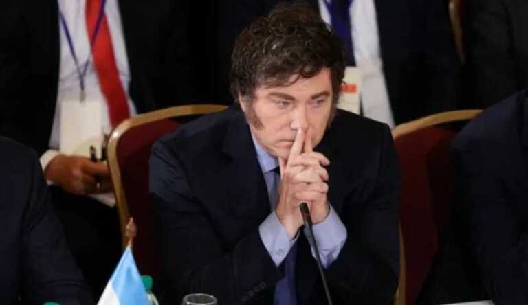 Tras el escándalo de las coimas, aseguran que creció la imagen negativa de Javier Milei