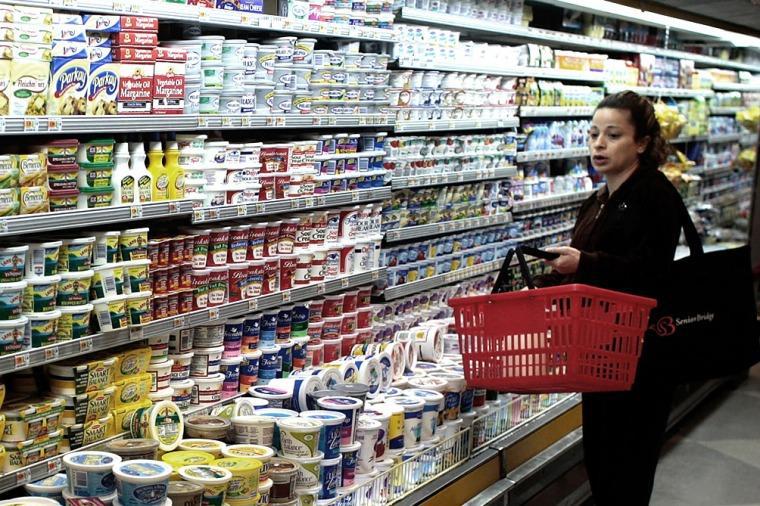 Noticias 10 Alimenticias especulan por suba del dólar y aumentan sus listas de precios un 8%