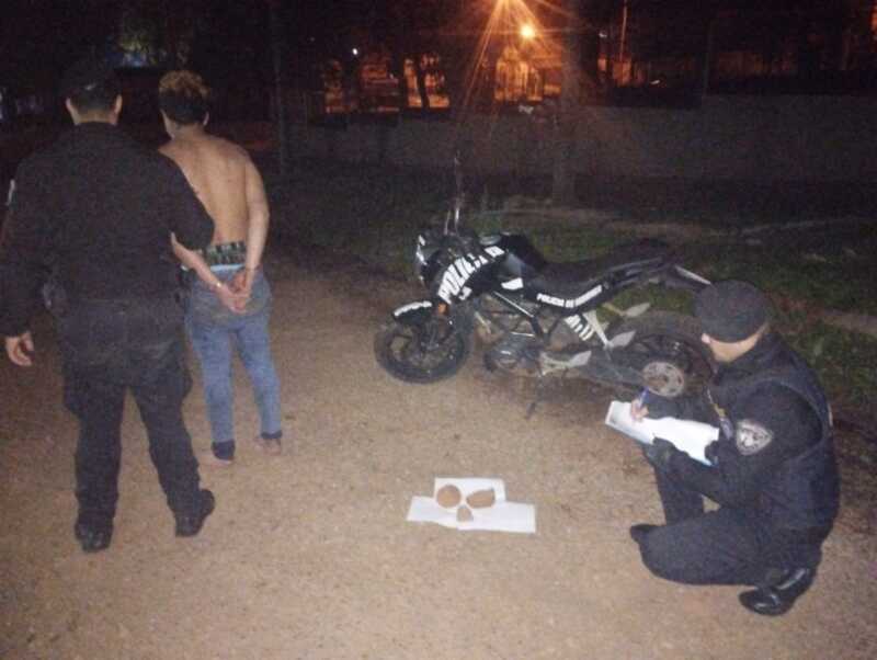 Operativos en Oberá: detuvieron a un presunto abusador, un asaltante y un agresor violento 2 detenidos 2