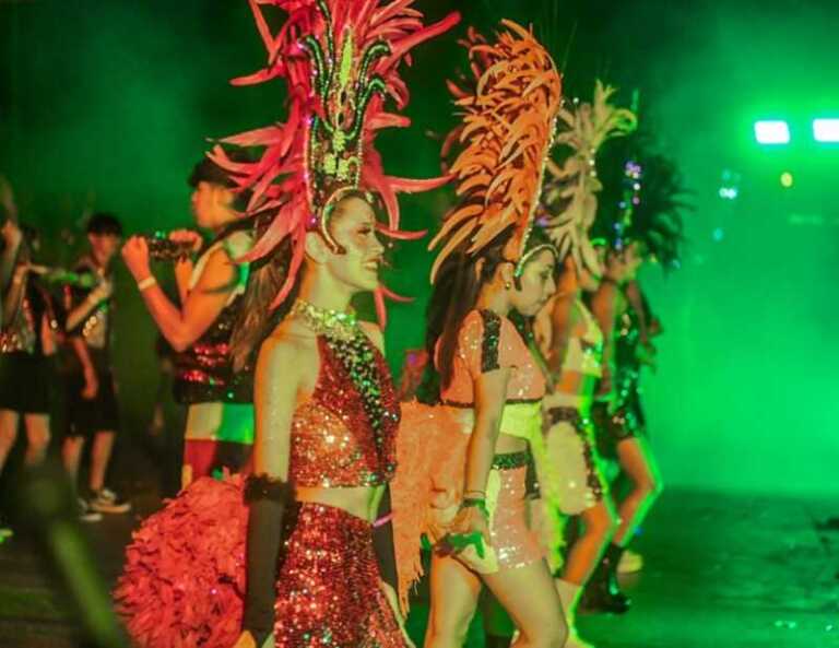 estudiantina show de scolas