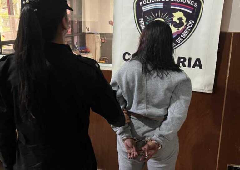 mujer detenida