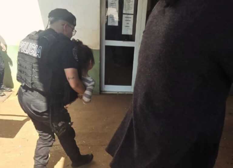 Noticias 12 Eldorado: policías reanimaron en la calle a una nena de 5 años que se descompensó