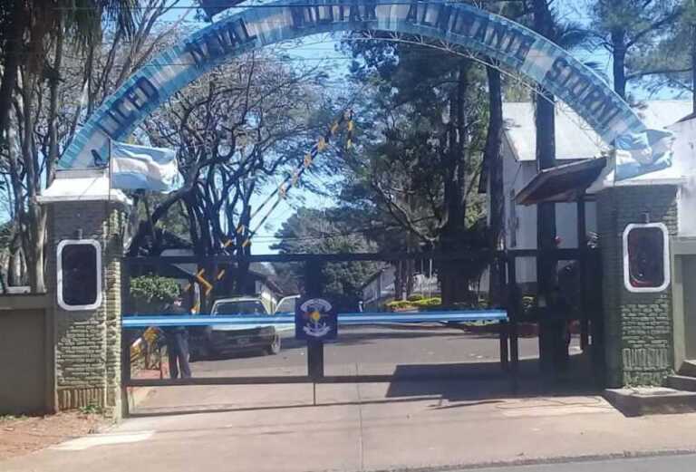 Noticias 20 Liceo Storni de Posadas: tres estudiantes expulsados tras agredir a dos compañeros