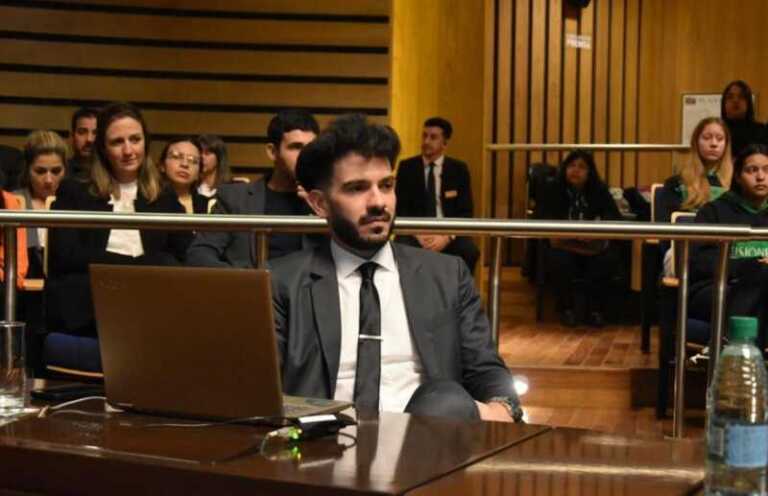 Noticias 8 Juan Alberto Ahumada juró como diputado provincial en reemplazo de Pedro Puerta