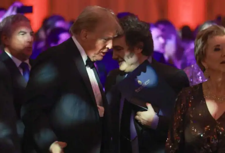 Trump se reúne con Milei en Nueva York, en medio de los pedidos del gobierno para que les libere un préstamo del Tesoro