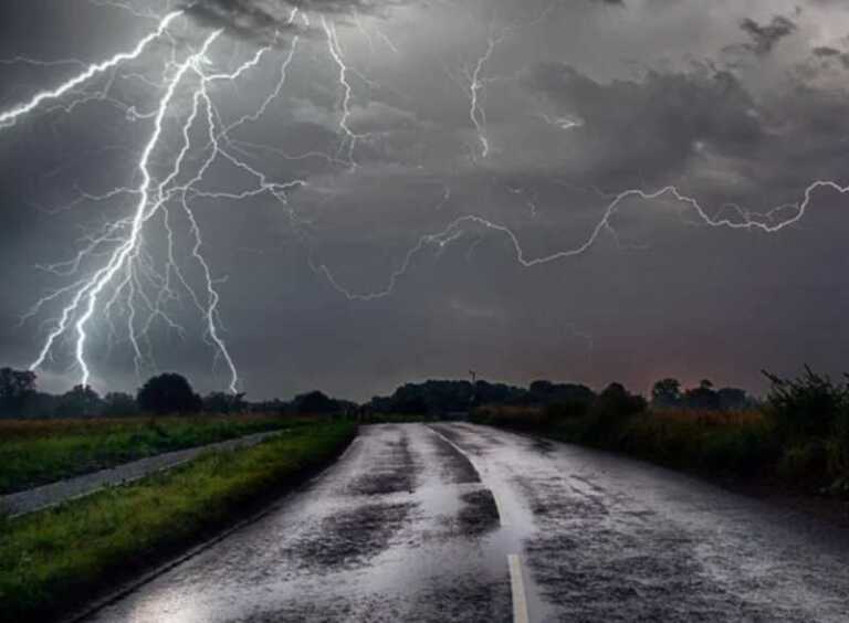 Avanza un frente frío con lluvias y tormentas: llegará a Misiones en la madrugada del lunes