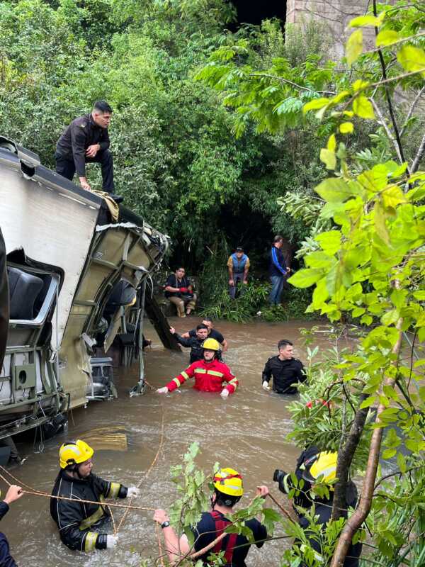 Tragedia en Campo Viera: ya son 9 los fallecidos y 29 heridos hasta el momento 3 WhatsApp Image 2025 10 26 at 11.12.42