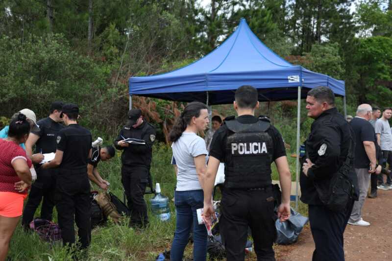 Campo Viera: autoridades provinciales recorren la zona tras un siniestro vial que dejó muertos y heridos 3 recorrida trageda campo viera 5