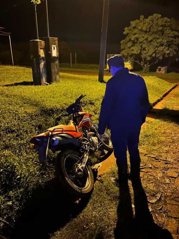 Detuvieron a dos jóvenes tras una seguidilla de robos en Itacaruaré 2 itacaruare 2