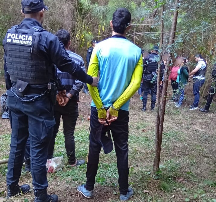 Seis detenidos tras intentar tomar terrenos en Jardín América