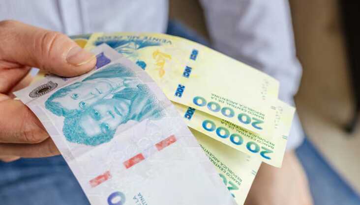 Aguinaldo bajo presión: el 29% se destina a cubrir deudas y no a consumo