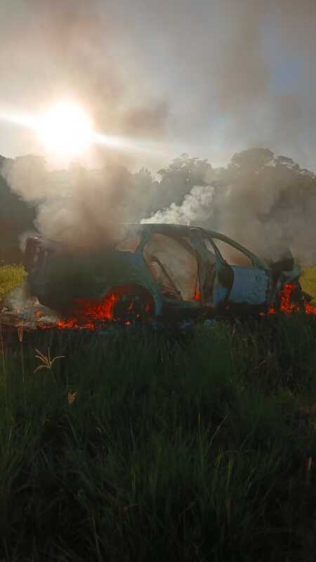 Aristóbulo del Valle: siniestro vial dejó a varias personas lesionadas y un vehículo incendiado 2 siniestro aristobulo 2