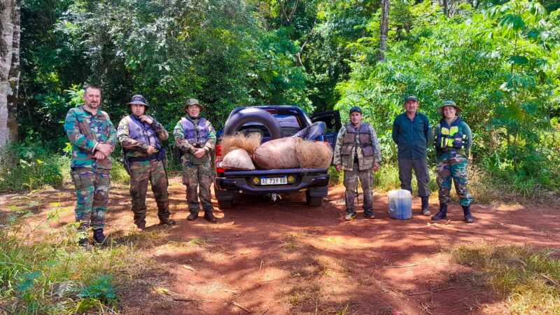 Secuestran redes y destruyen un bote en operativo ambiental en el Lago Urugua-í 2 operativo ambiental 2