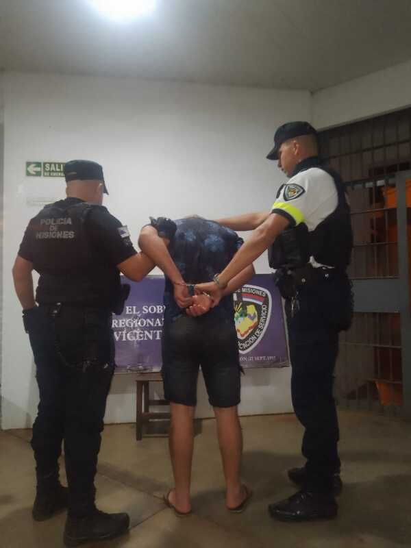 Un presunto incendio intencional destruyó una vivienda y detuvieron al acusado en El Soberbio 1 WhatsApp Image 2026 02 01 at 08.29.19
