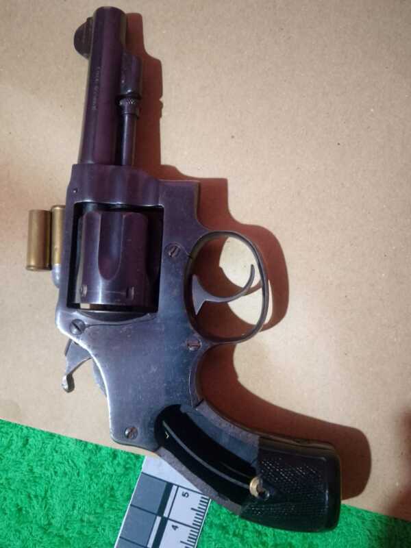 Giro en la muerte del penitenciario en Posadas: allanaron la casa de su hermana, secuestraron un revólver y quedó detenida 1 WhatsApp Image 2026 02 14 at 11.34.30