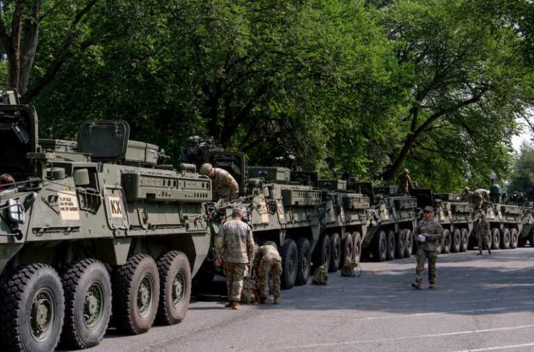 Nación abandonó el desarrollo de tanques argentinos para comprar los Striker de EEUU