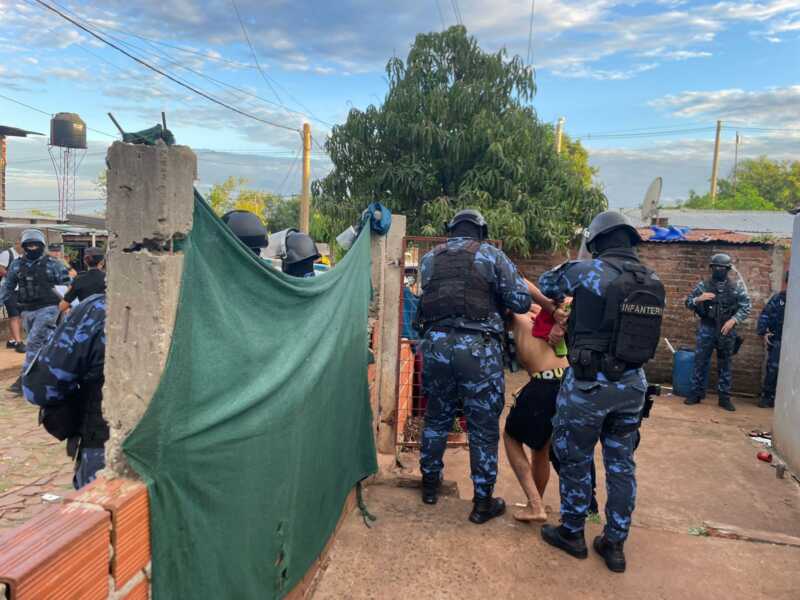 tres detenidos posadas (3)