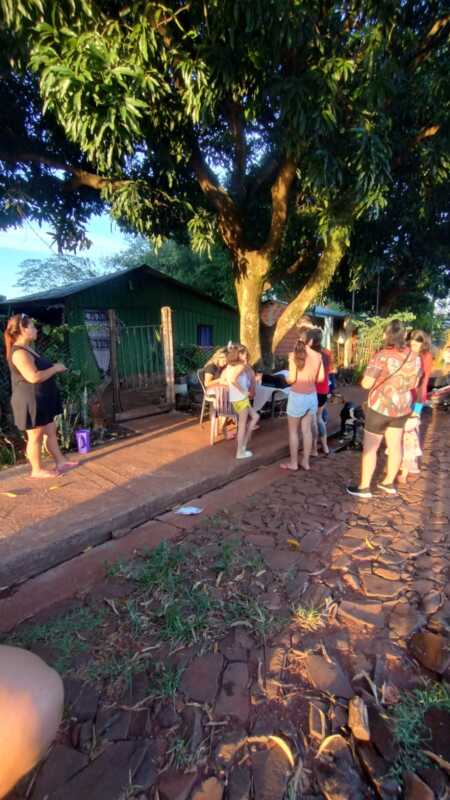 Operativo en la chacra 158: vecinos de Posadas iniciaron trámites durante una jornada de atención 2 WhatsApp Image 2026 03 10 at 23.12.48
