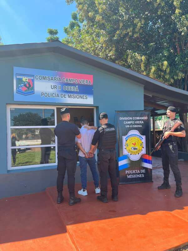 Cuatro detenidos en Campo Viera por atacar a policías 1 WhatsApp Image 2026 03 28 at 11.25.08 1