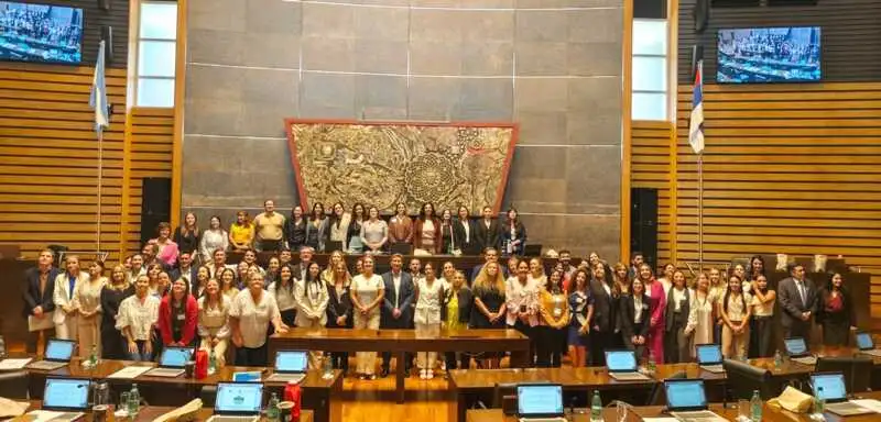 parlamento mujer 1
