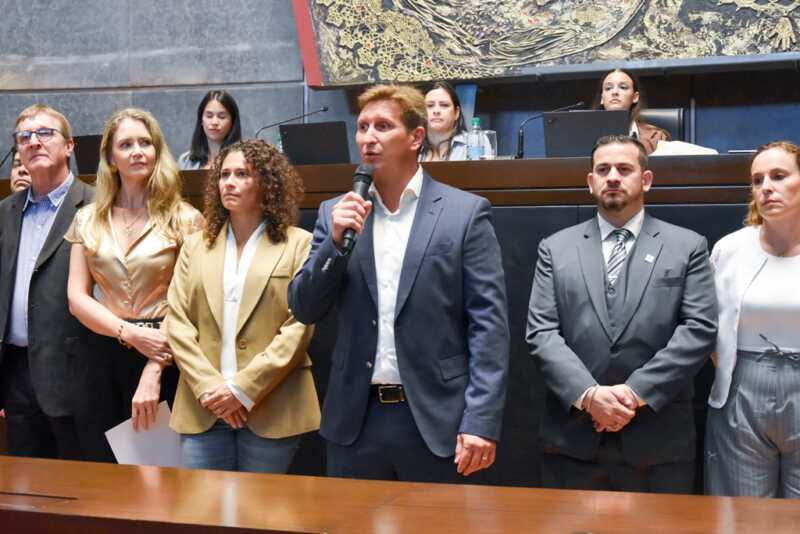 parlamento mujer 3
