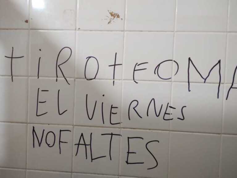 amenazadas de tiroteos posadas (1)