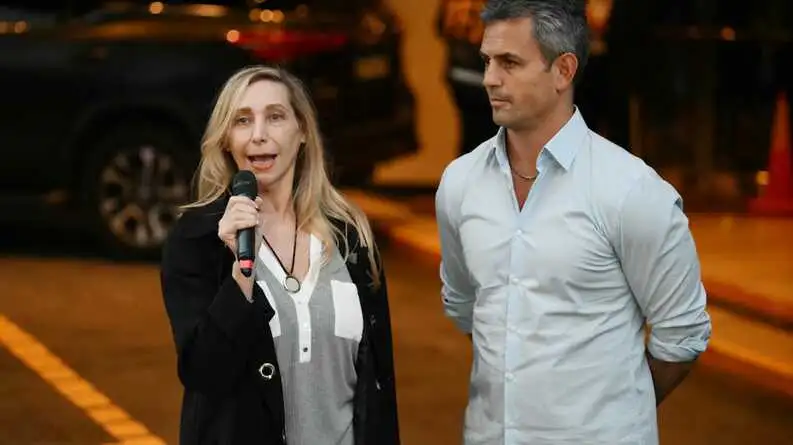 KARINA-MILEI-MENEM-793x445