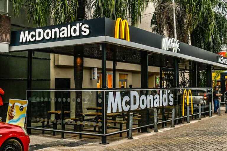 mcdonals posadas 2