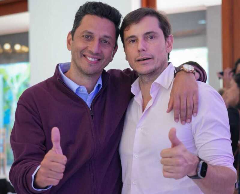 adrian y hartfield