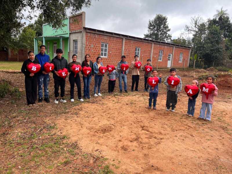 Después de ocho meses de lucha y dos cirugías a corazón abierto, Liam volvió a Misiones y fue recibido por todo Loreto 1 liam