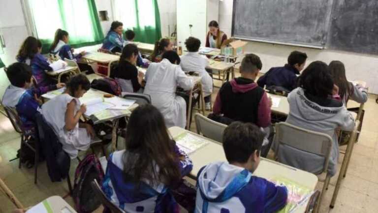clases-en-Misiones-ilustrativa-813x458